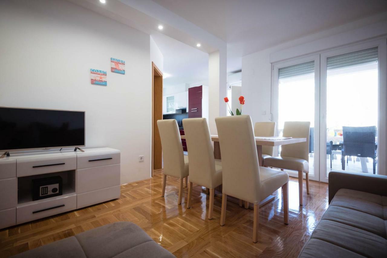 Lego Apartamento Vodice Exterior foto